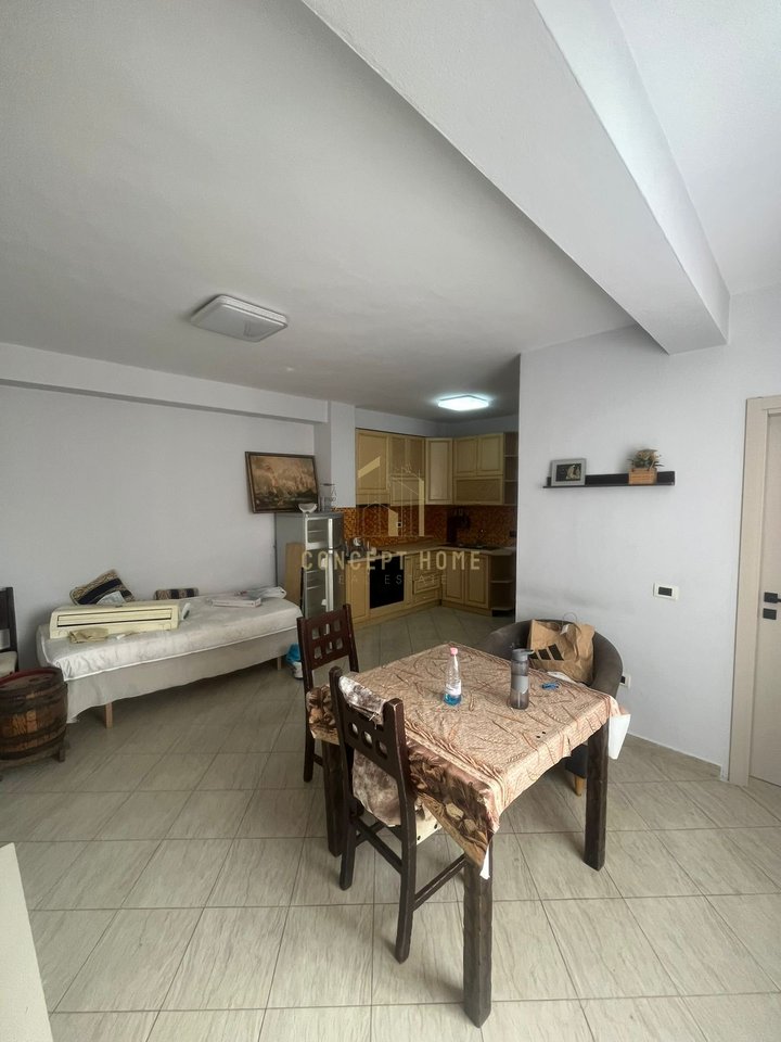 Apartment 2+1 for rent in Bllok