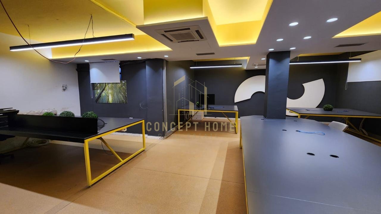5-Storey Building for Rent in Bllok