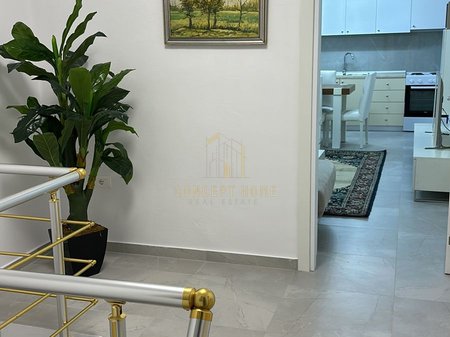 Duplex for rent in a private house near the Train Station/700€