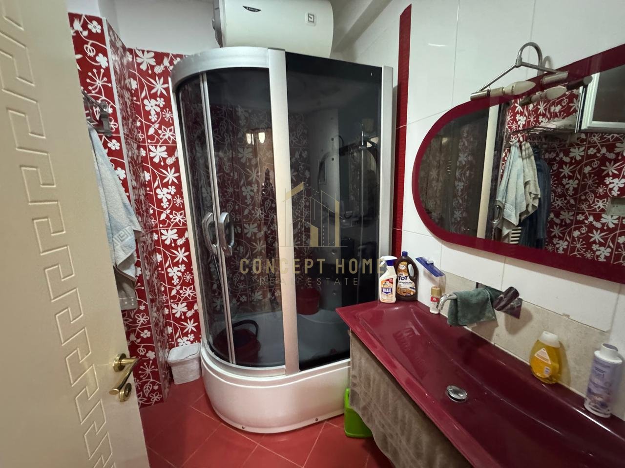 Shitet apartament 3+1+2 tek Kodra e Diellit/250.000€