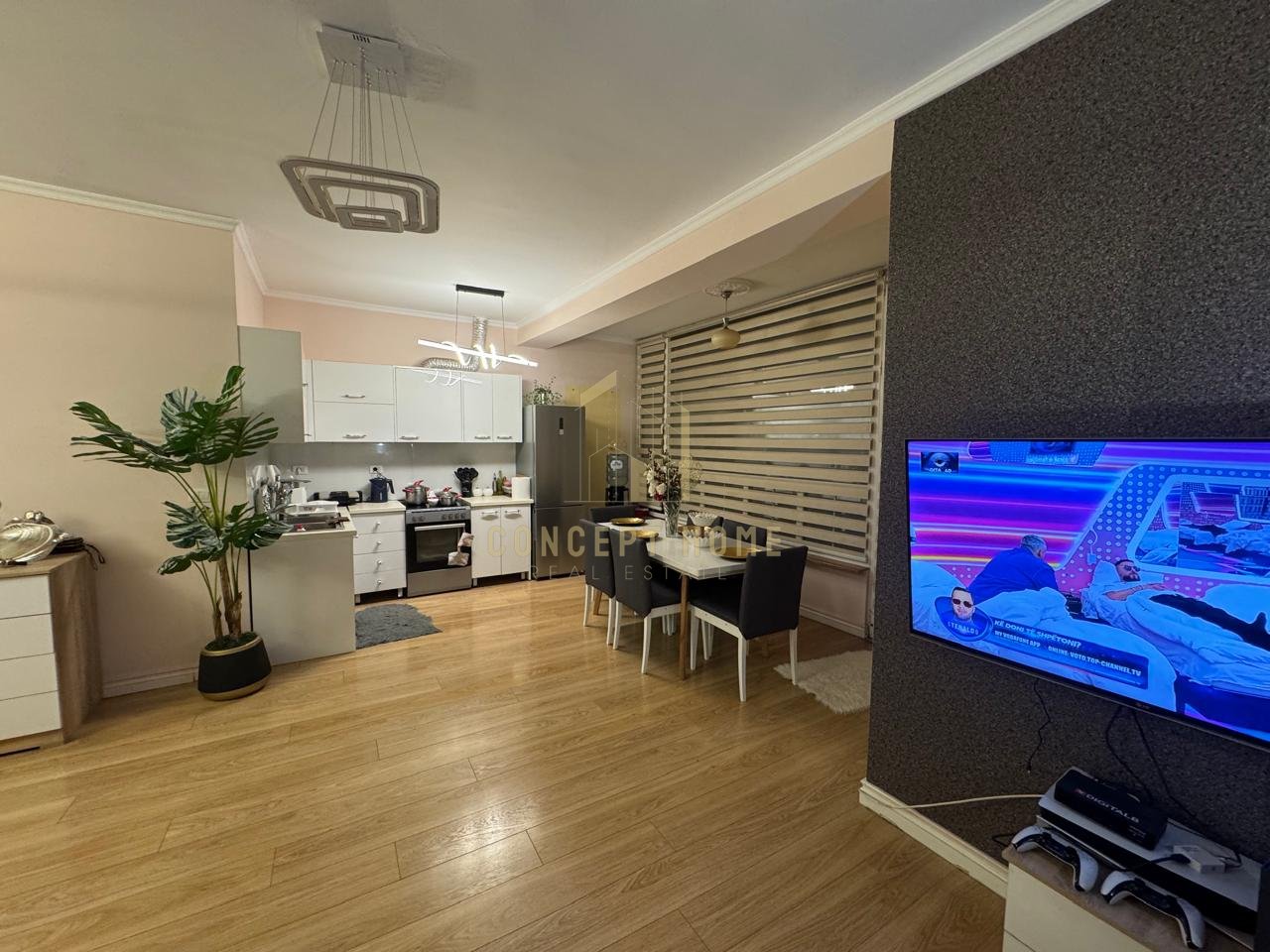 Shitet apartament 3+1+2 tek Kodra e Diellit/250.000€