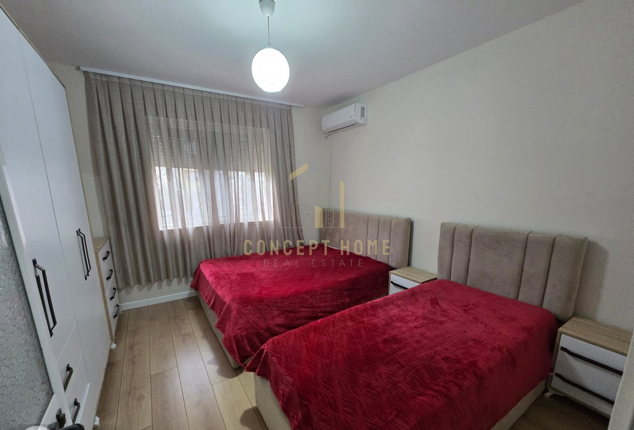 Jepet me qera apartament 1+1 ne Porcelan