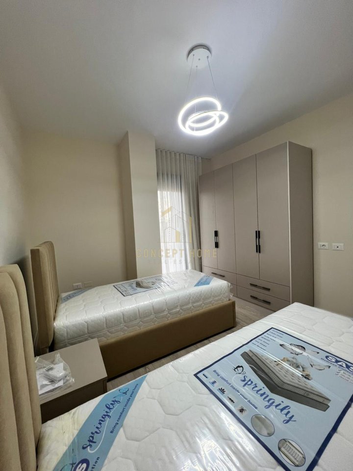 Apartament 2+1+2+Post Parkimi Me Qira tek Liqeni i Thatë, Tiranë - 1200€ | 120 m²