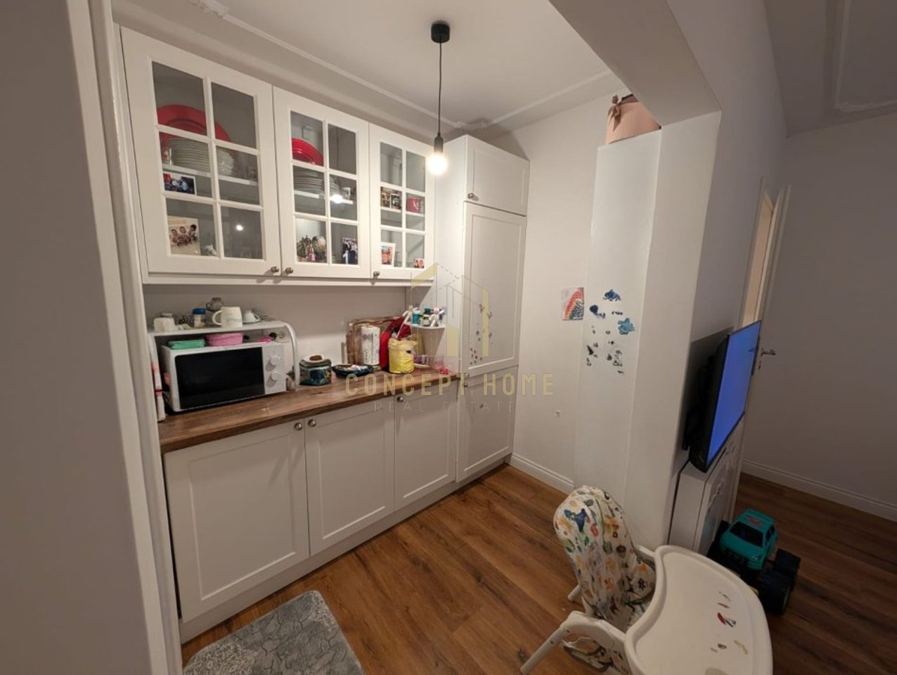 Apartament 2+1 Për Shitje në Qendër, Rruga e Kavajës, Tiranë - 195,800€ | kati 3