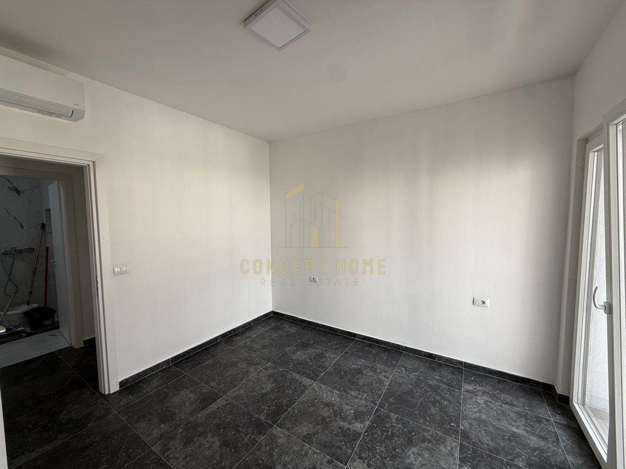 Office for rent at Zogu i Zi