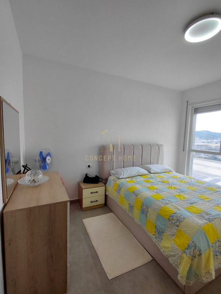 A 2+1 apartment is for rent at Univers City.