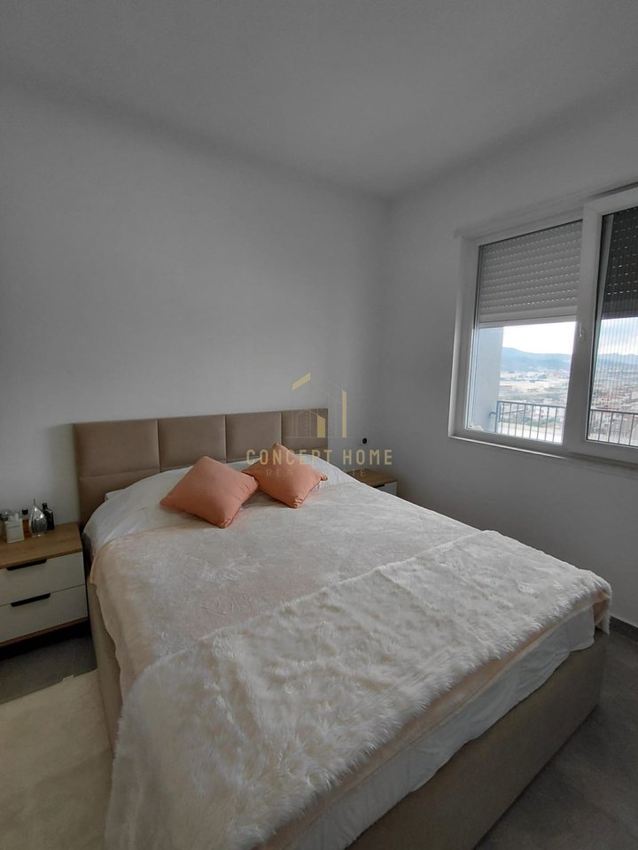 A 2+1 apartment is for rent at Univers City.