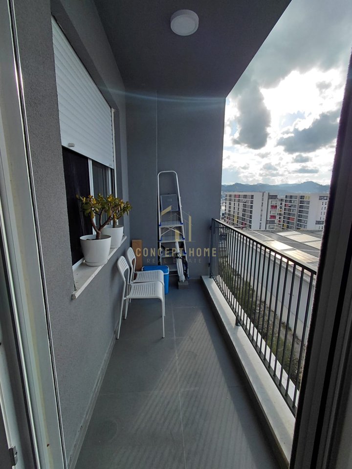 A 2+1 apartment is for rent at Univers City.