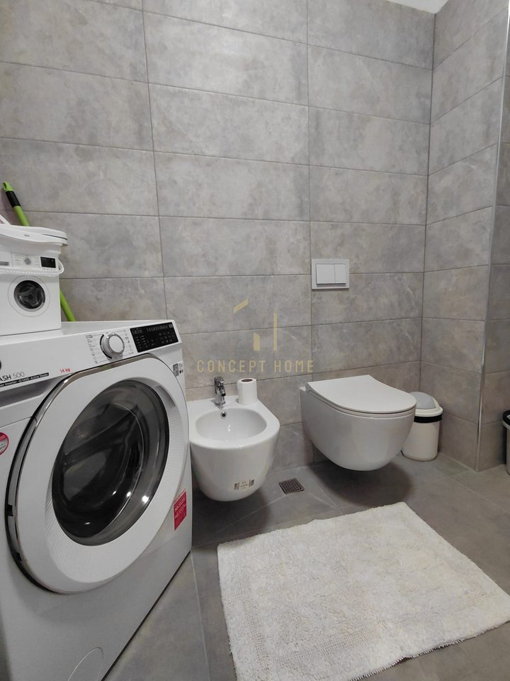 A 2+1 apartment is for rent at Univers City.