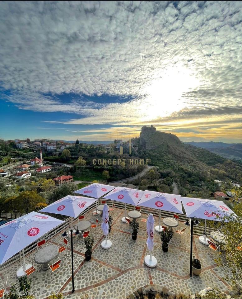 Bar / Restorant To Rent në Petrelë, Tiranë - 3000€ | Sipërfaqe në m² 600