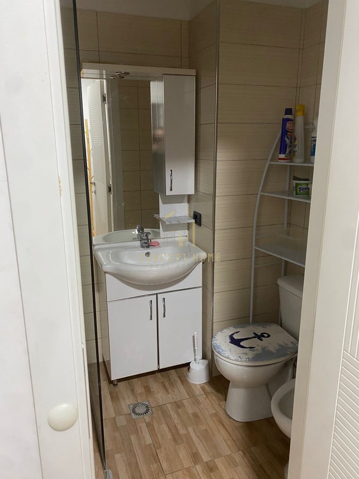 Studio apartment for rent in Astir