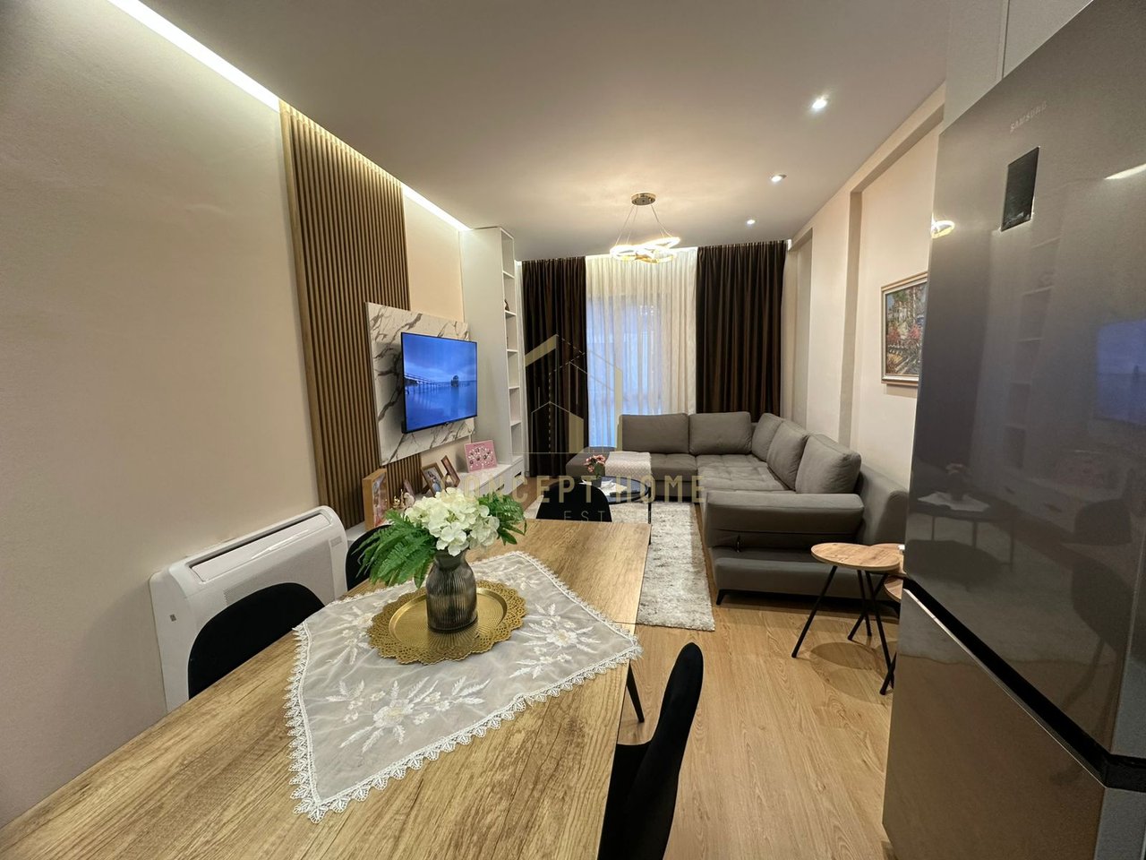 Apartament 2+1 Me Qira në  Univers City - 650€ | 90 m²