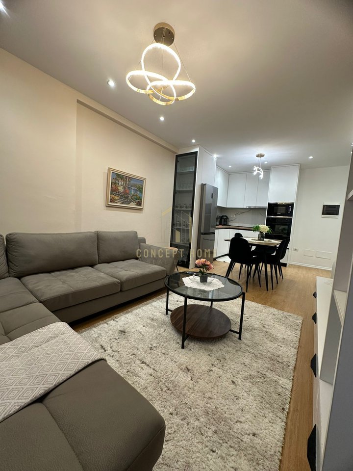 Apartament 2+1 Me Qira në  Univers City - 650€ | 90 m²