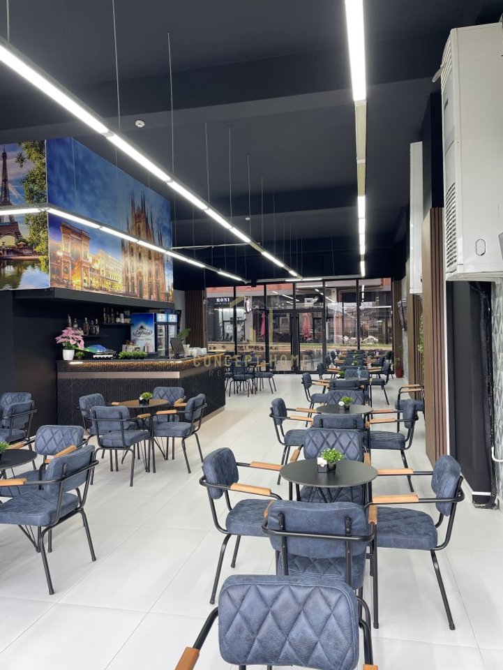 Ambient Multifunksional Me Qera tek Kompleksi INERTI shpk - 1100€ | Ambient 141 m²