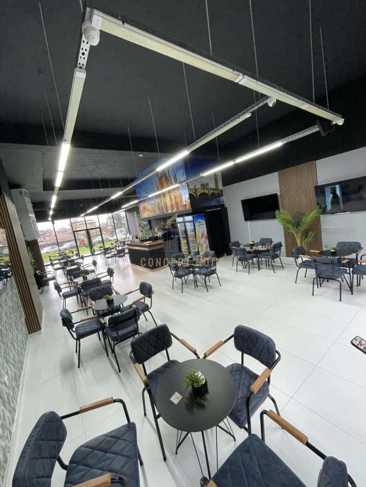 Ambient Multifunksional Me Qera tek Kompleksi INERTI shpk - 1100€ | Ambient 141 m²