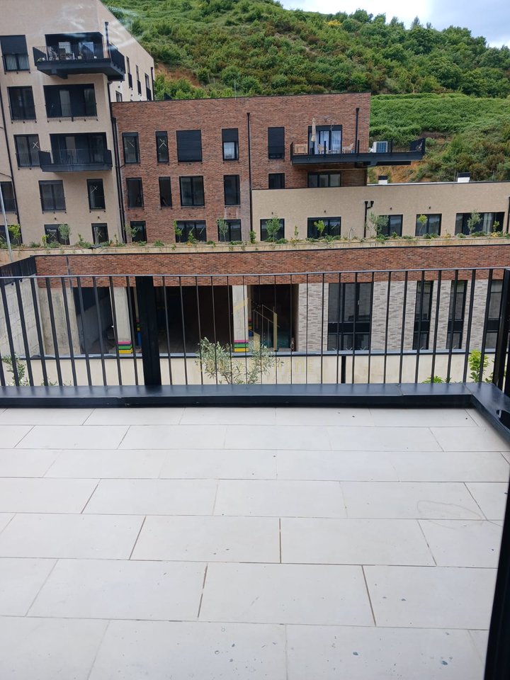 1+1 Apartment for Rent at Kodra e Diellit 2, Tirana - 700€ | 91 m²