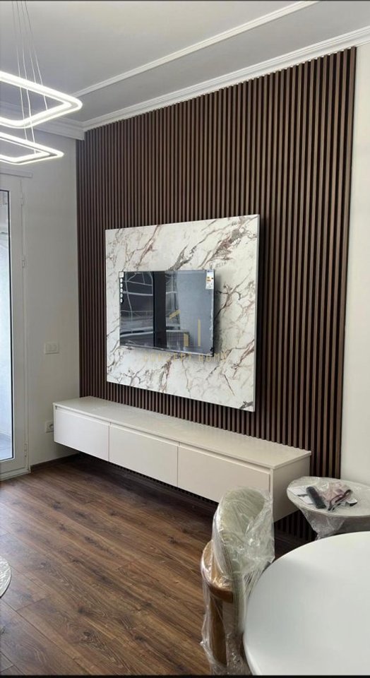 Jepet me qera Apartament 1+1 ne Paskuqan