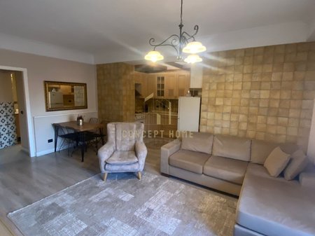 Shitet apartamnet 2+1+2 Tek 9 kateshet,