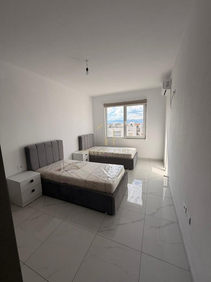 2+1 apartment for rent in Kamez