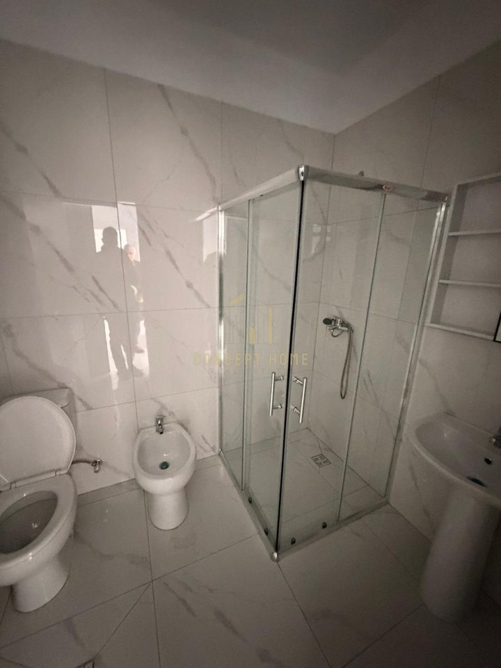 2+1 apartment for rent in Kamez