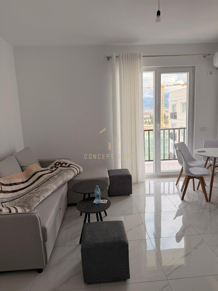 2+1 apartment for rent in Kamez