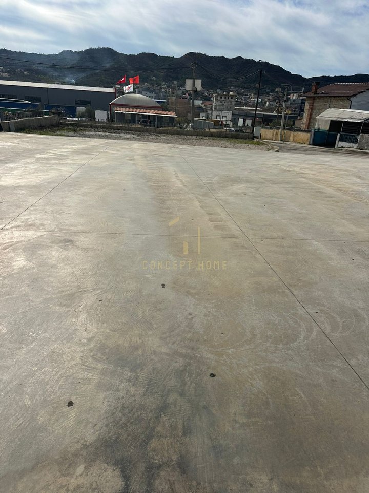 Jepet me qera magazine ne Vore