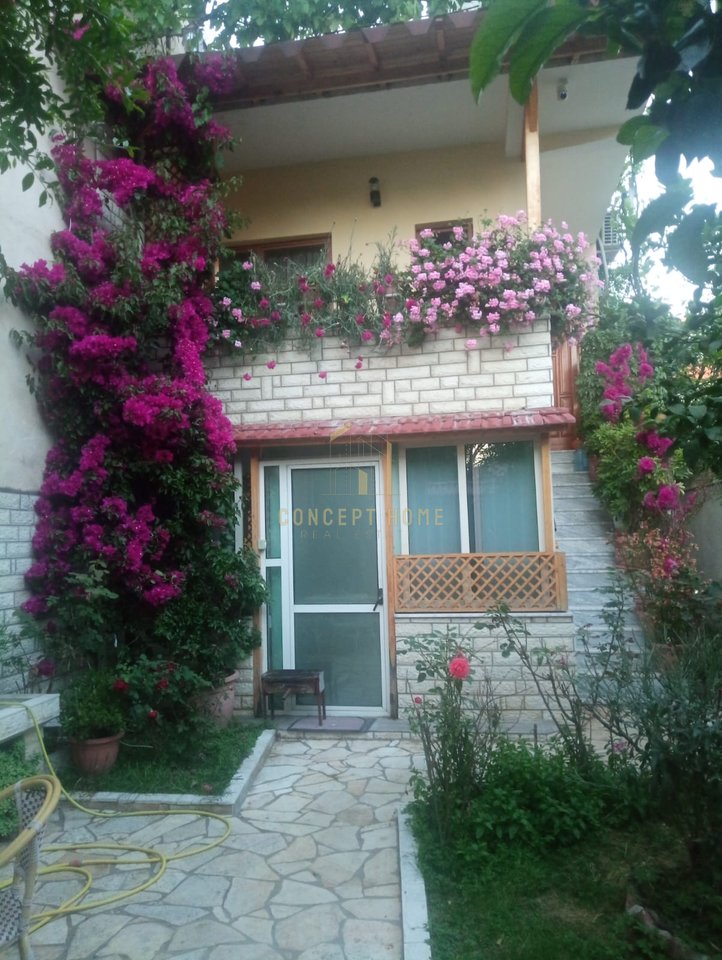 Casa 3+3 in Vendita nella Città Studenti, Tirana - 200.000€ | 153 m²