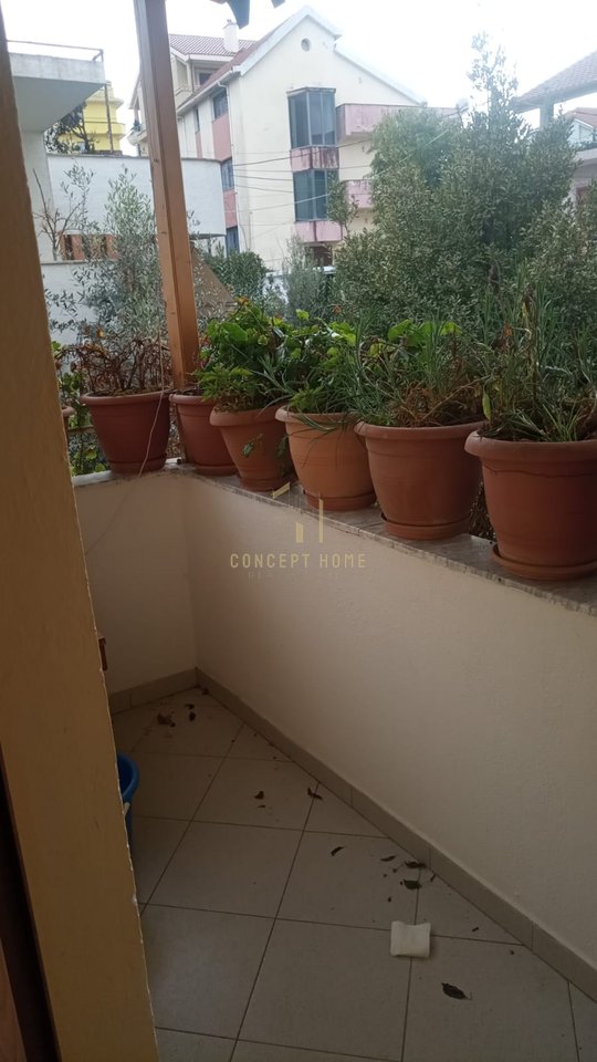 Casa 3+3 in Vendita nella Città Studenti, Tirana - 200.000€ | 153 m²