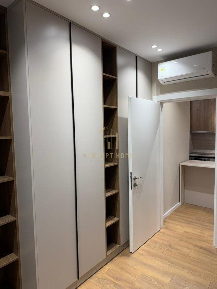 Jepet me qera apartment 2+1 tek Mine Peza