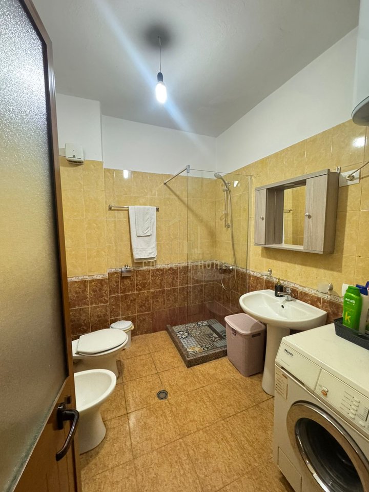 Appartamento 1+1 in affitto ad Astir