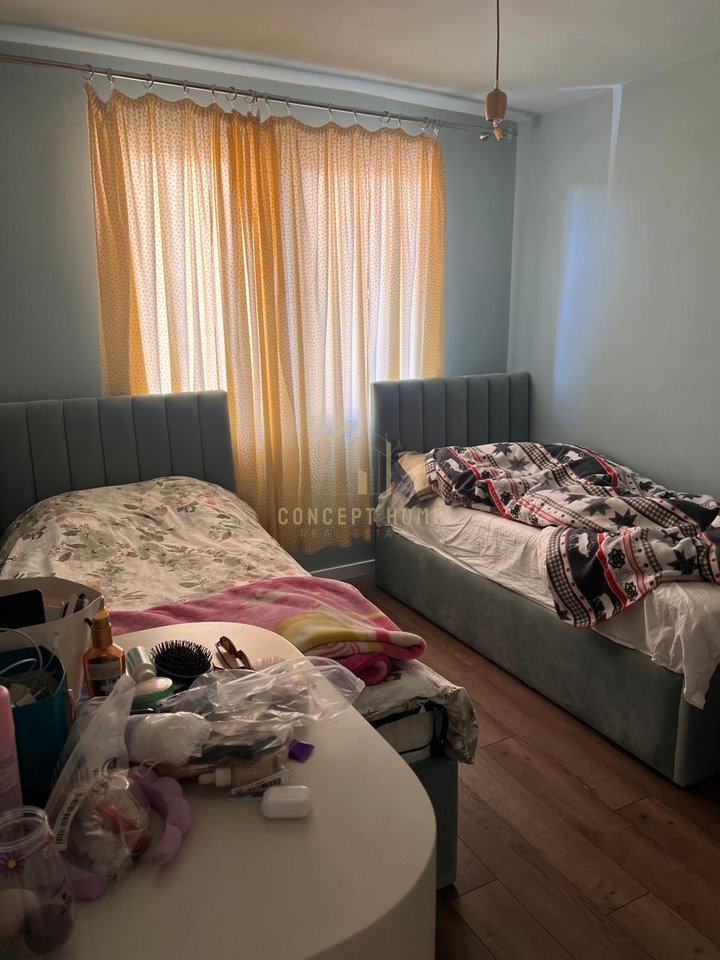 Shitet apartament 2+1 ne Brryl