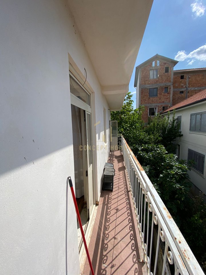 Apartament 1+1 Me Qira tek Qytet Studenti - 300€ |  në katin e parë
