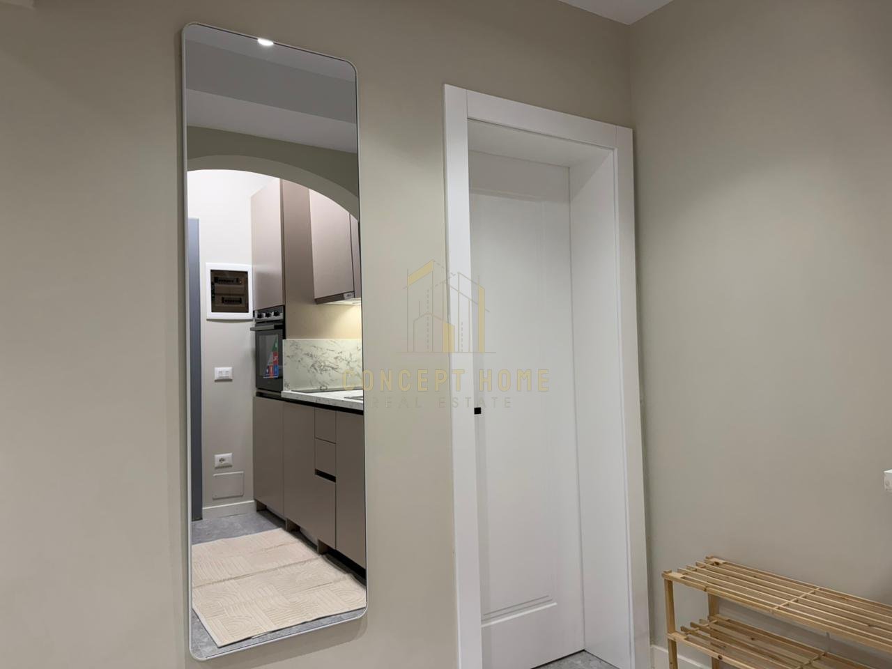 Shiten dy apartamente bashke 1+1 tek Kryqezimi 21 Dhjetorit.