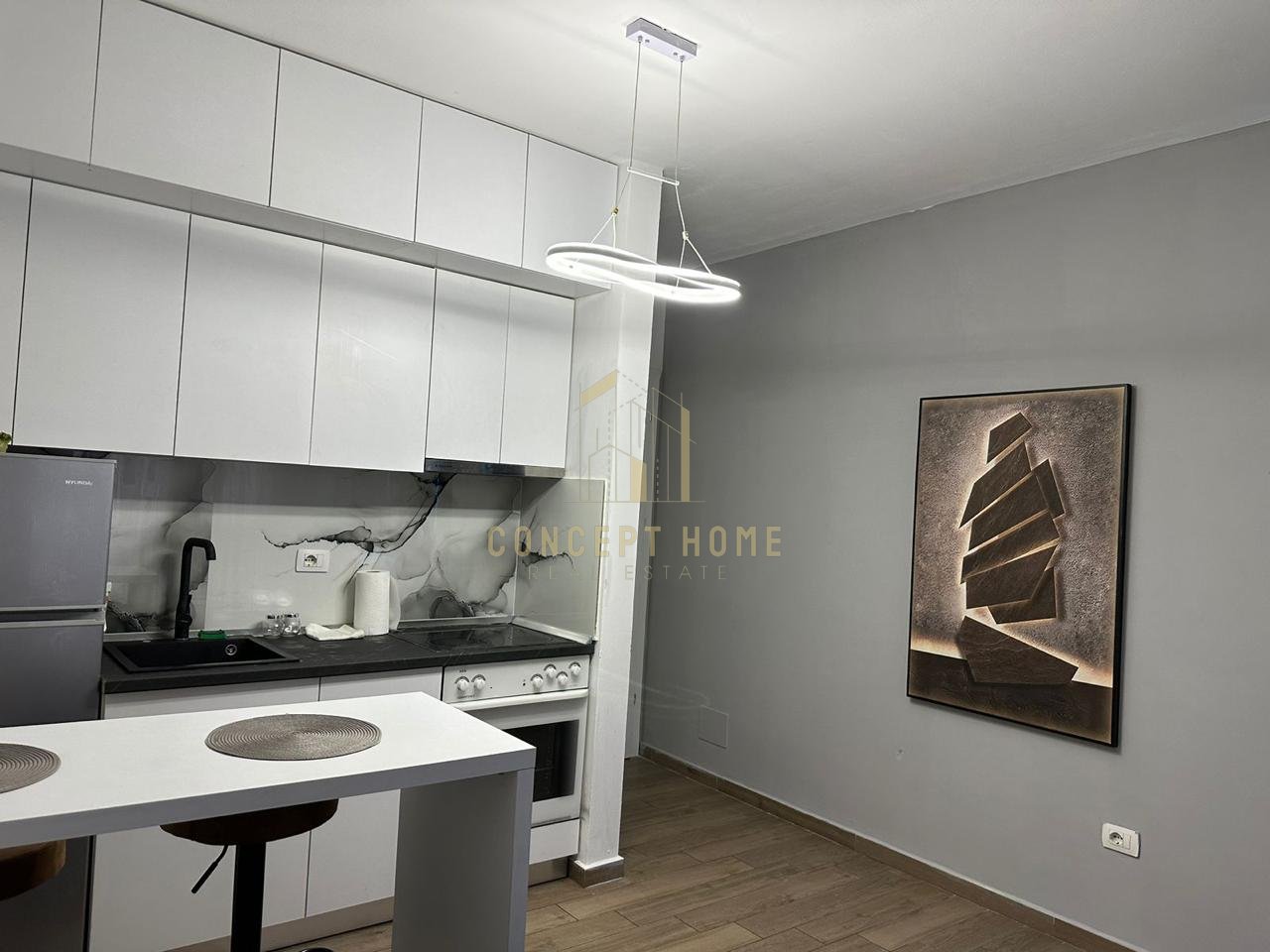Modern 1+1 Apartment for Rent on 5 Maji Street, Tirana - 600€ | 70 m²