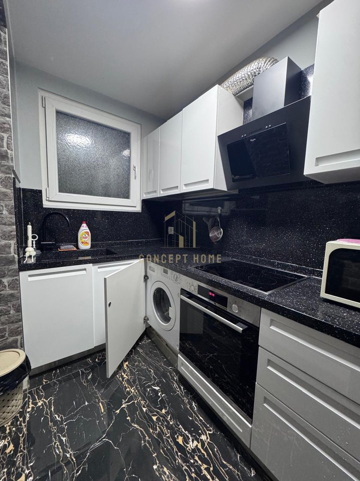 Jepet me qera apartamenti 2+1 tek Sheshi Willson