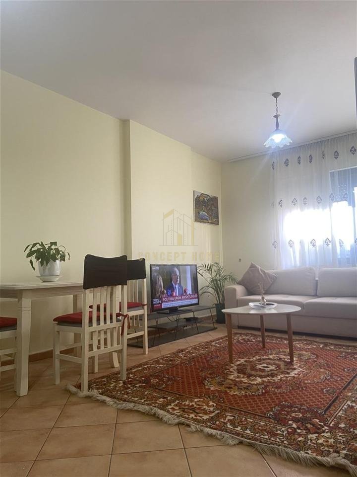Apartment 1+1 for rent on Dibrës Street