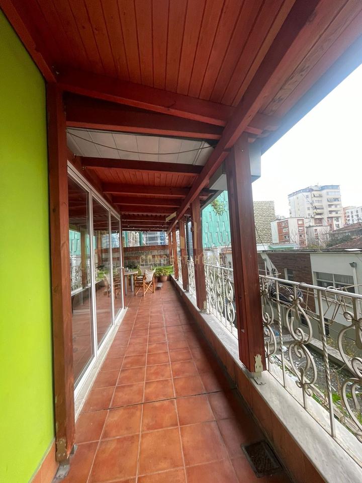 Apartment 3+1 for Sale in Bllok