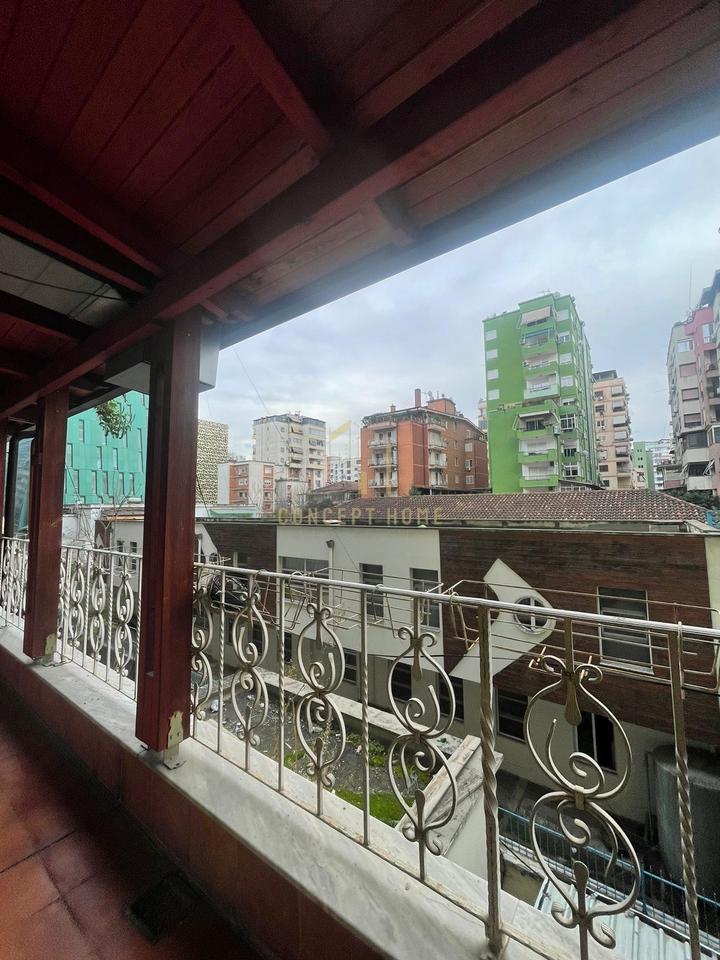 Apartment 3+1 for Sale in Bllok