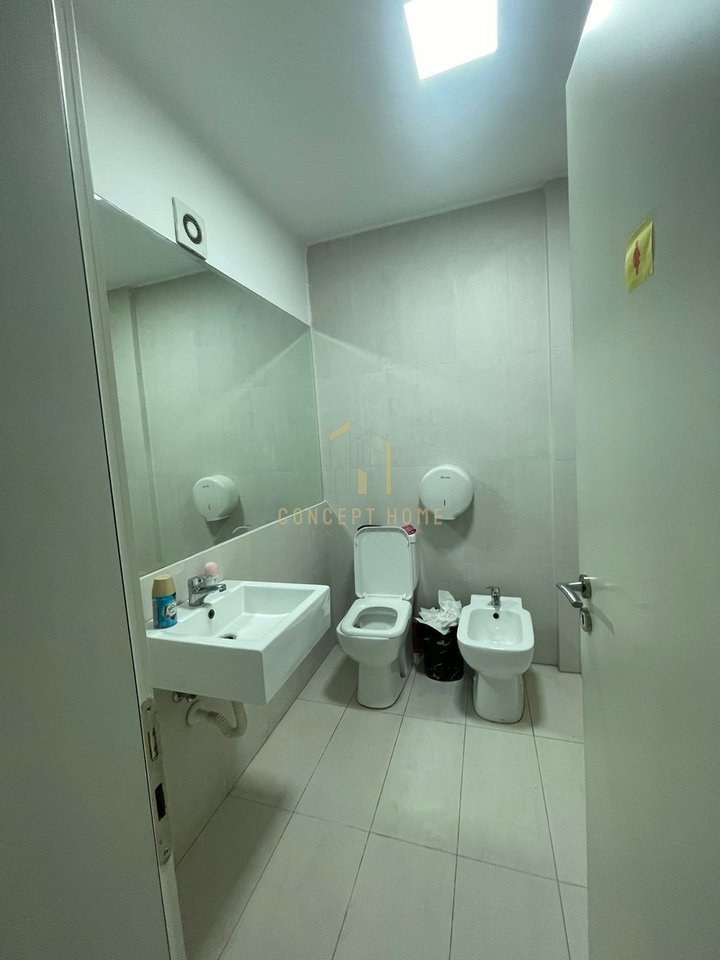 Apartment 3+1 for Sale in Bllok