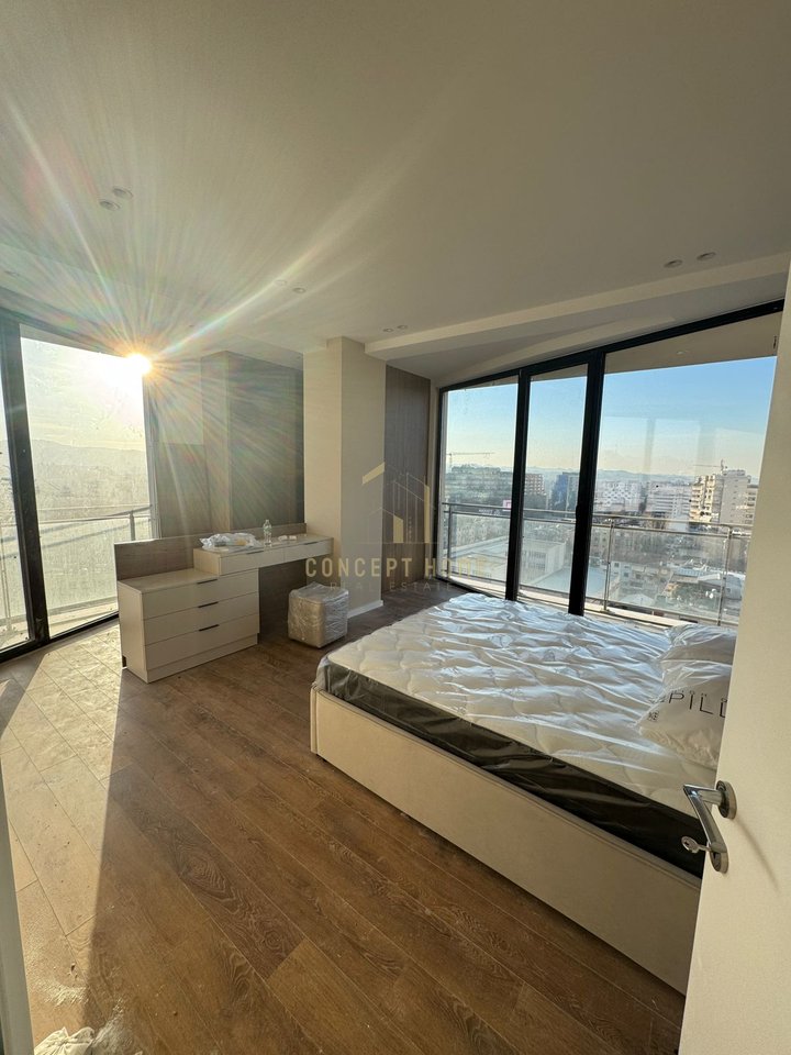 Jepet me qera apartment 2+1 tek Mine Peza