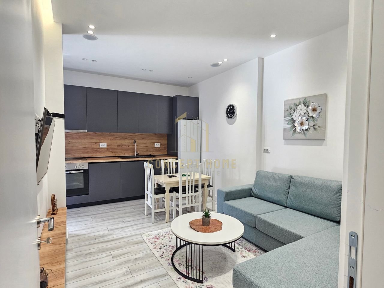 2+1 apartment for rent in Shkoze