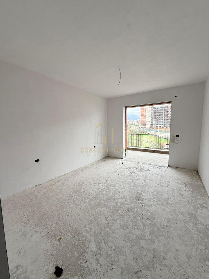 Appartamento 2+1+2 in vendita a Paksuqan (Grande Anello)