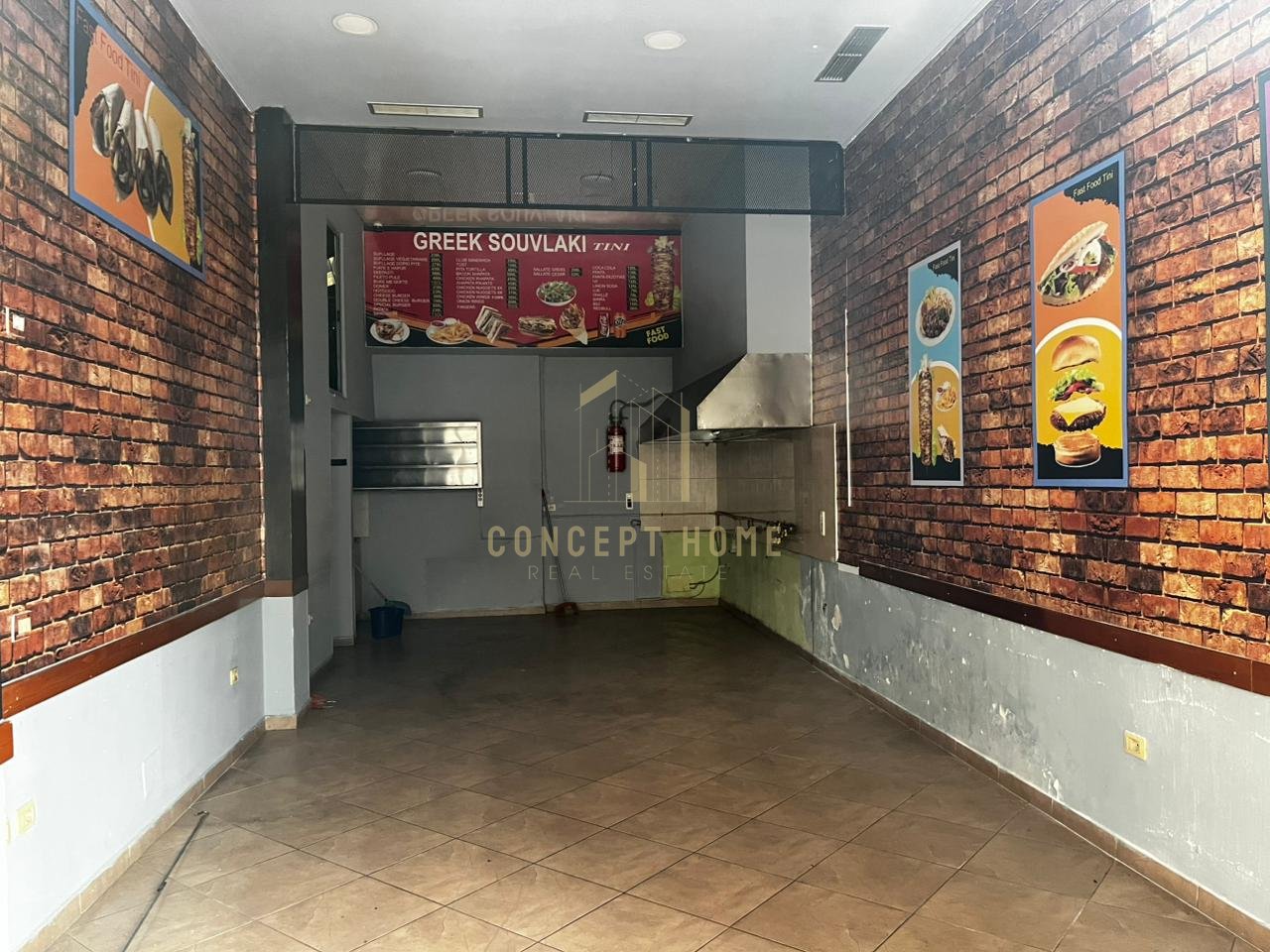 Shop for rent in Astir