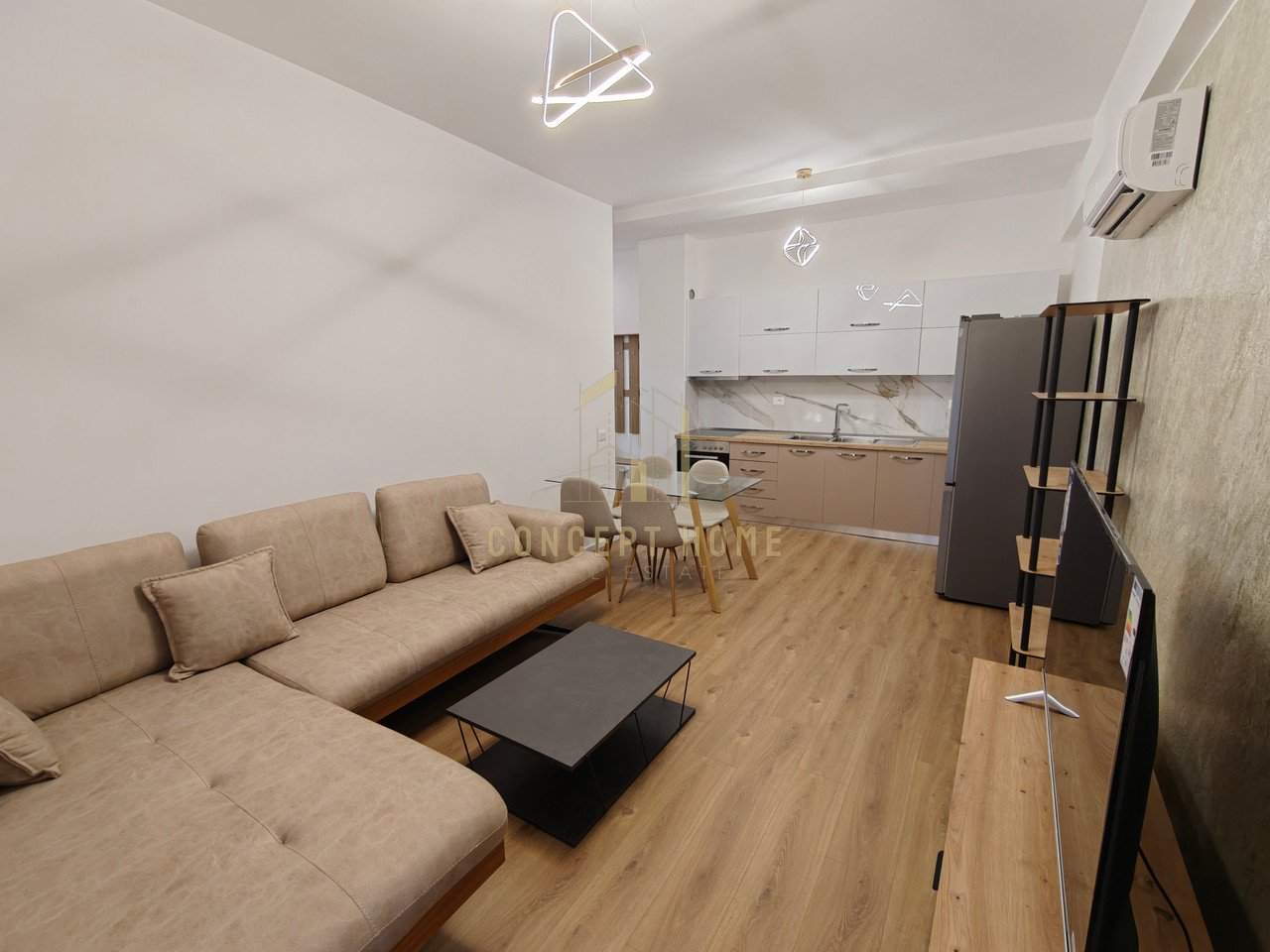 Jepet me qera apartament 1+1+Parkim  Ne Fresk
