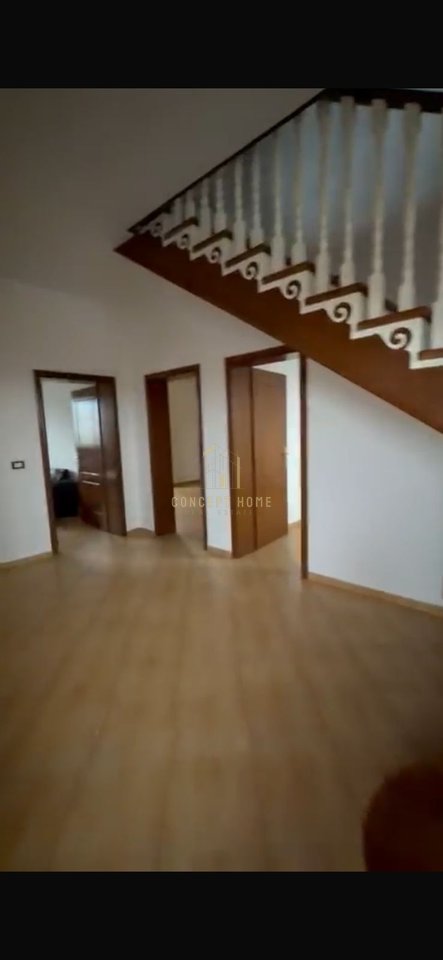 Private house for rent, duplex in Babrru \ 400 EURO