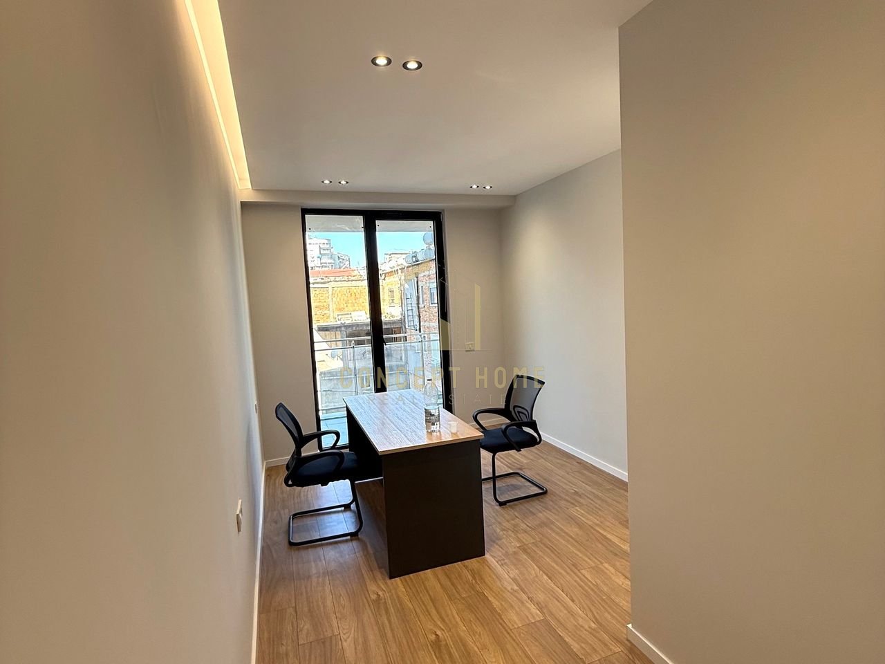 Jepet me qera Ambient per Zyra tek Mine Peza