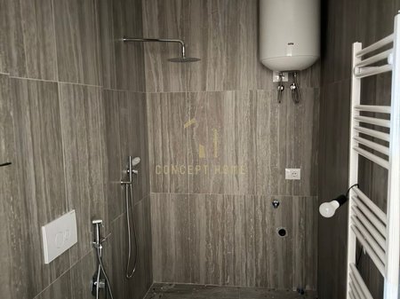 Office 1+1 For Rent in the Center, Kavaja Street, Tirana - 700€ | 1+1