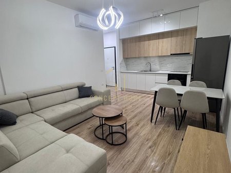 Jepet me qera Apartament 1+1 Te Siri Kodra