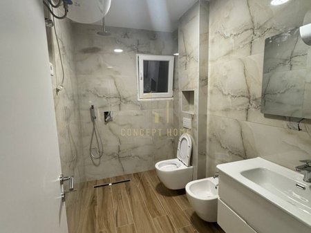 1+1 apartment for rent in Shkoze