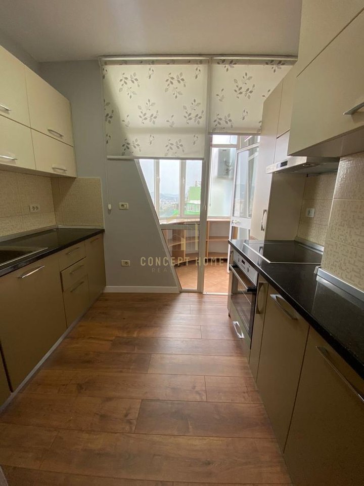 Appartamento 2+1+2 in affitto a Lumi Lana/Bulevard, Tirana - 1150€ | 125 m²